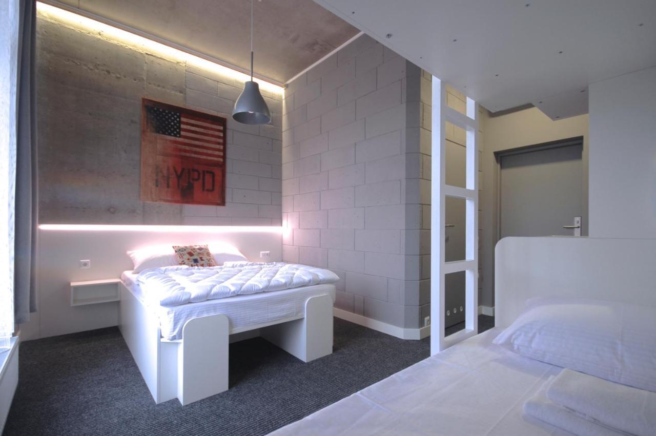 לבוב Cubby Hotel מראה חיצוני תמונה