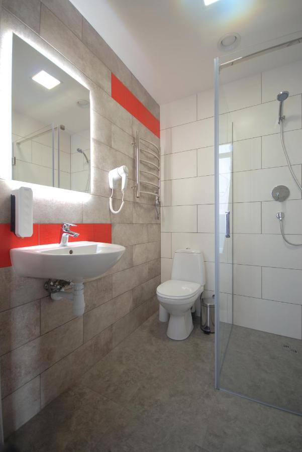 לבוב Cubby Hotel מראה חיצוני תמונה
