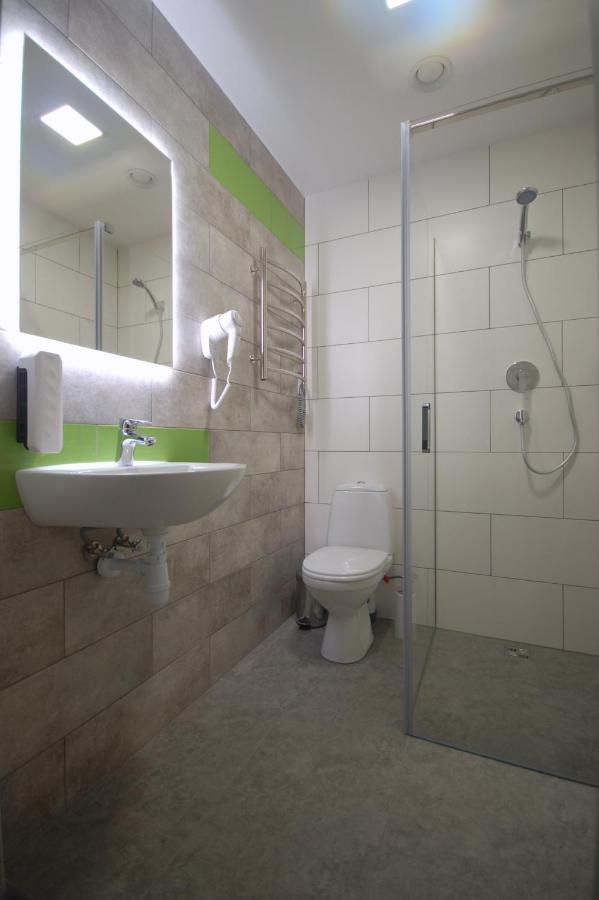 לבוב Cubby Hotel מראה חיצוני תמונה