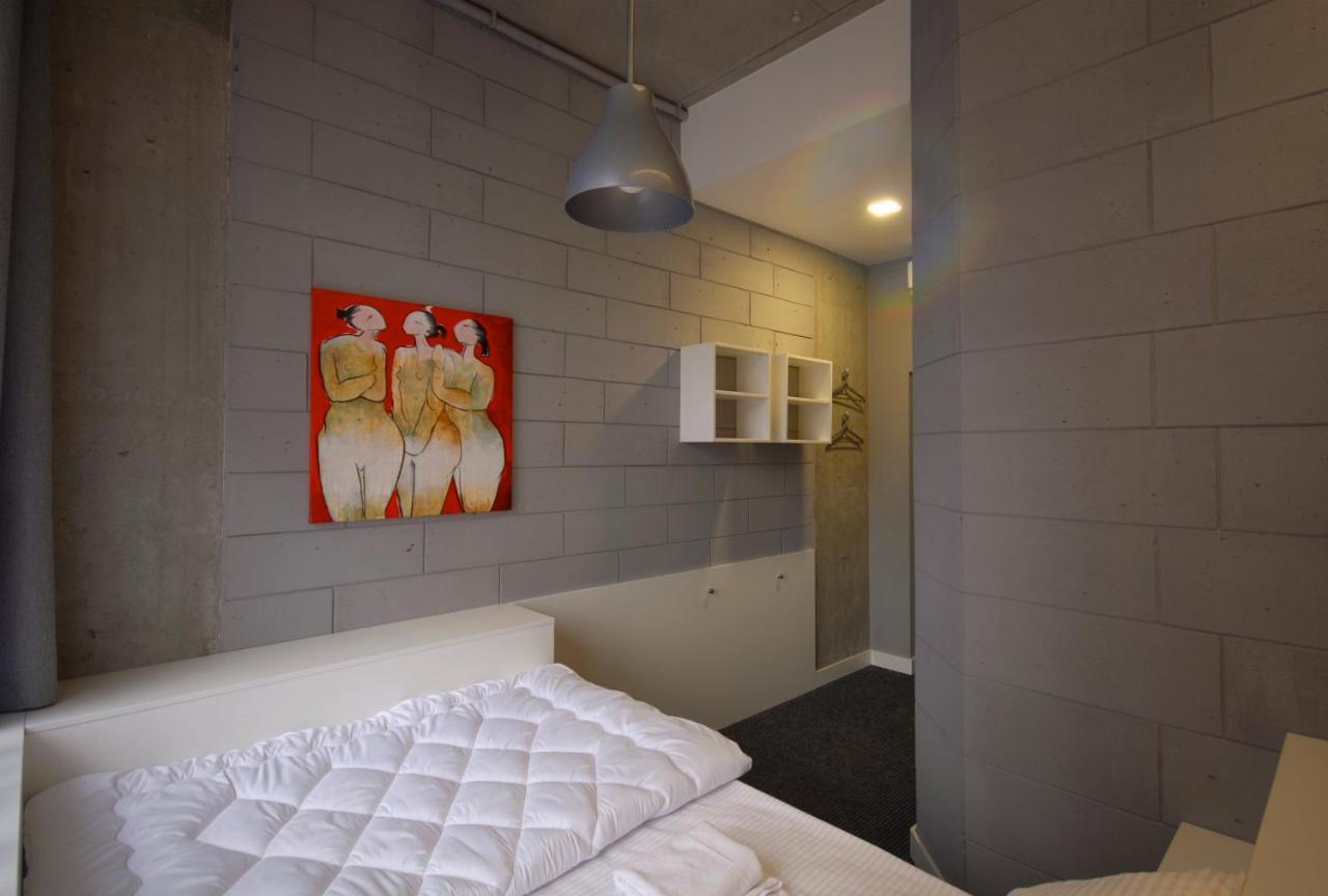 לבוב Cubby Hotel מראה חיצוני תמונה